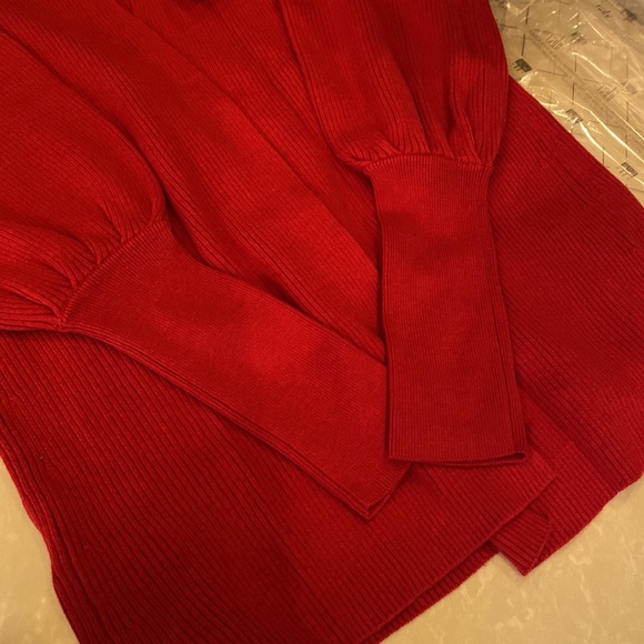 Beautiful CAbi Cabaret Cardigan - Picture 6 of 15